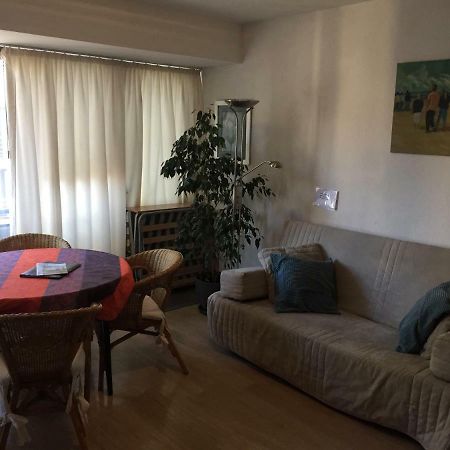 Studio Oostende Budget Apartment Luaran gambar
