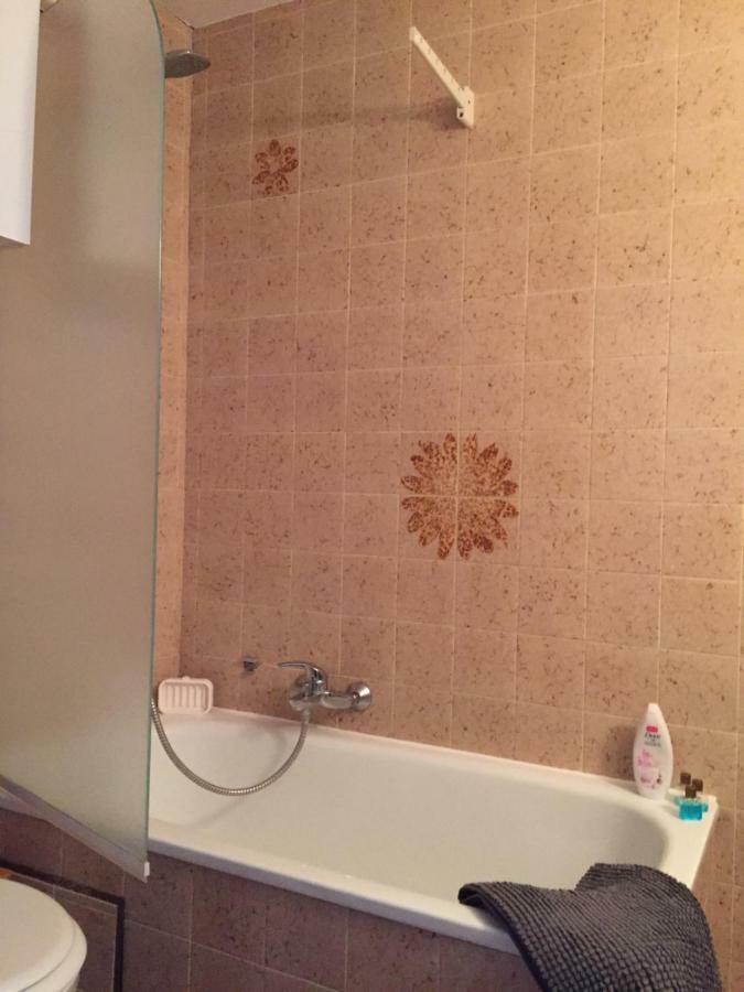 Studio Oostende Budget Apartment Luaran gambar