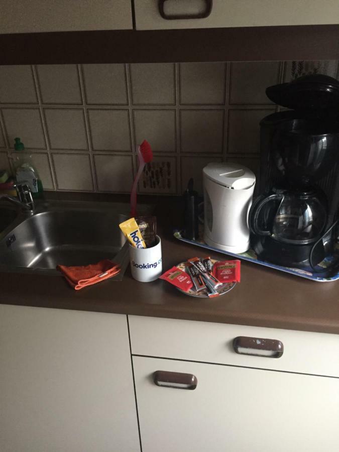 Studio Oostende Budget Apartment Luaran gambar